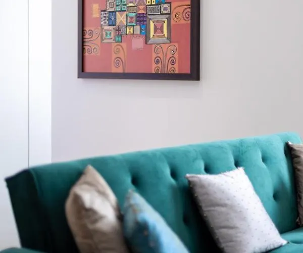 Swimming Pool Luxury House 1