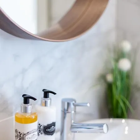 Swimming Pool Luxury House 1 * Porto