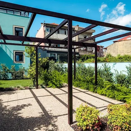 Swimming Pool Luxury House 1