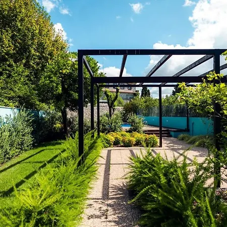 Swimming Pool Luxury House 1 Porto